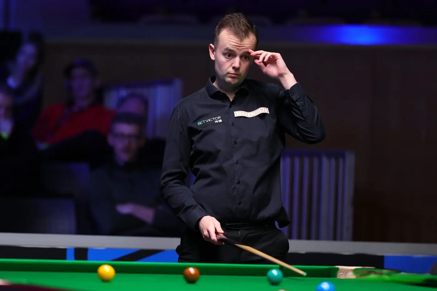 冷静, 艾伦携布朗